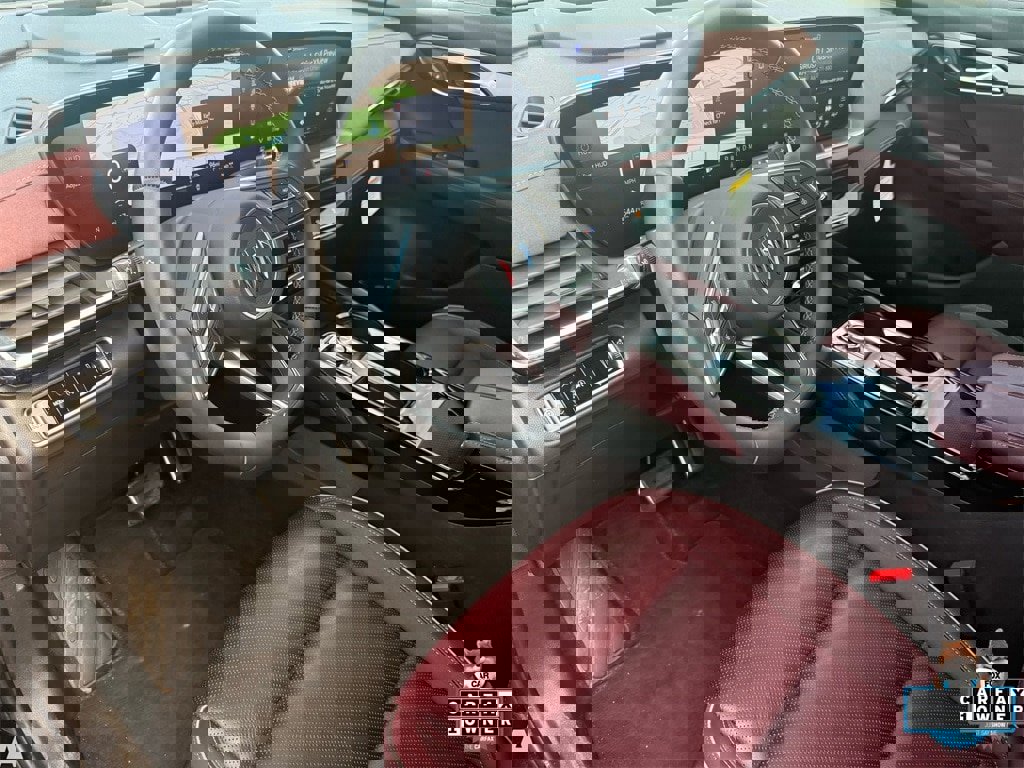 Used 2025 Buick Envision Sport Touring image 11