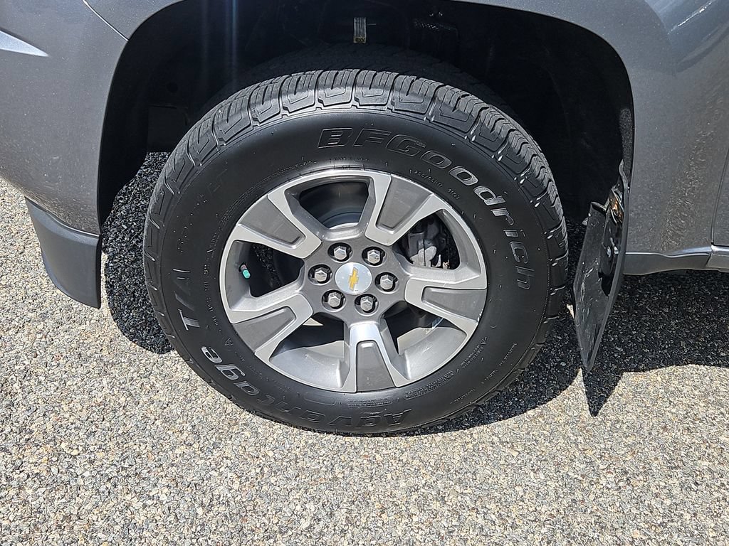 Used 2019 Chevrolet Colorado Z71 AWD/4WD image 7