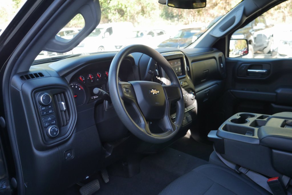 Used 2020 Chevrolet Silverado 1500 Custom w/ Custom Value Package image 10