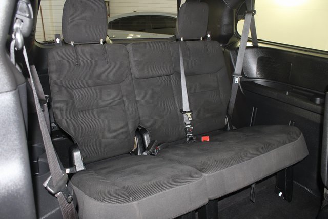 Used 2020 Dodge Grand Caravan SE image 15