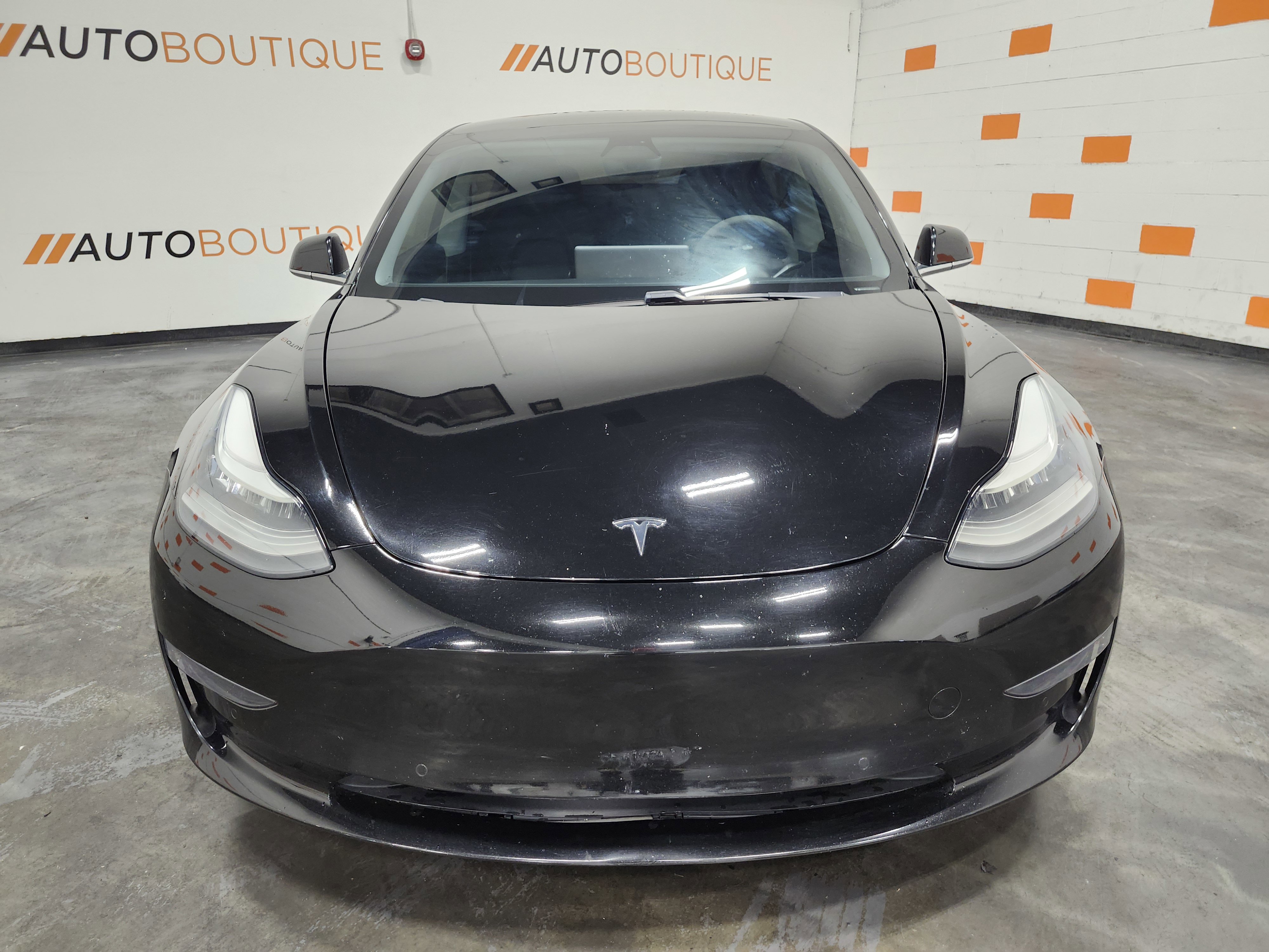 Used 2019 Tesla Model 3 Standard Range image 12