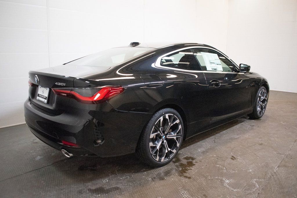 New 2026 BMW 430i xDrive Coupe w/ Parking Assistance Package AWD/4WD image 4