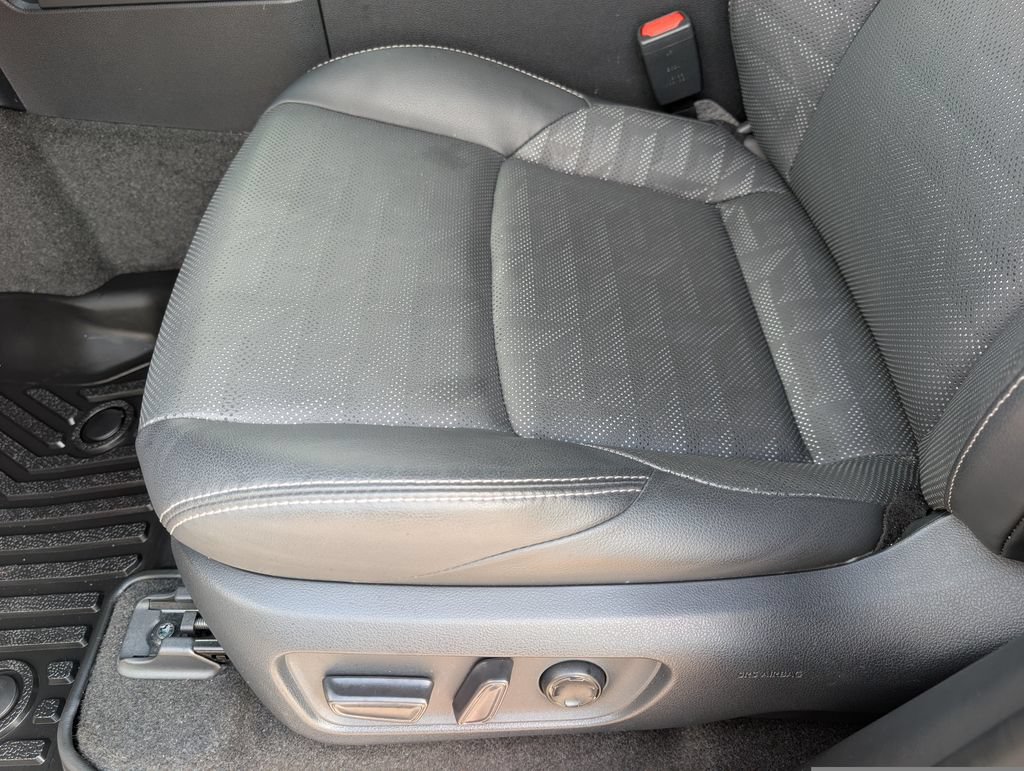 Used 2025 Toyota 4Runner TRD Off-Road Premium w/ Tow Technology Package AWD/4WD image 15