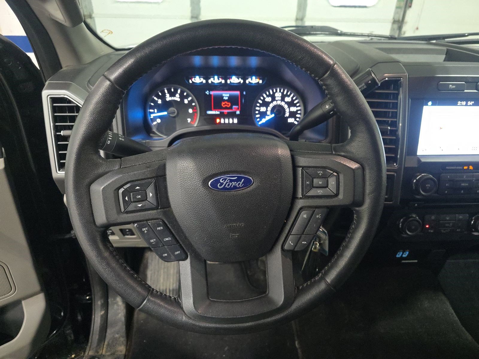 Used 2018 Ford F150 XLT w/ Equipment Group 302A Luxury image 10