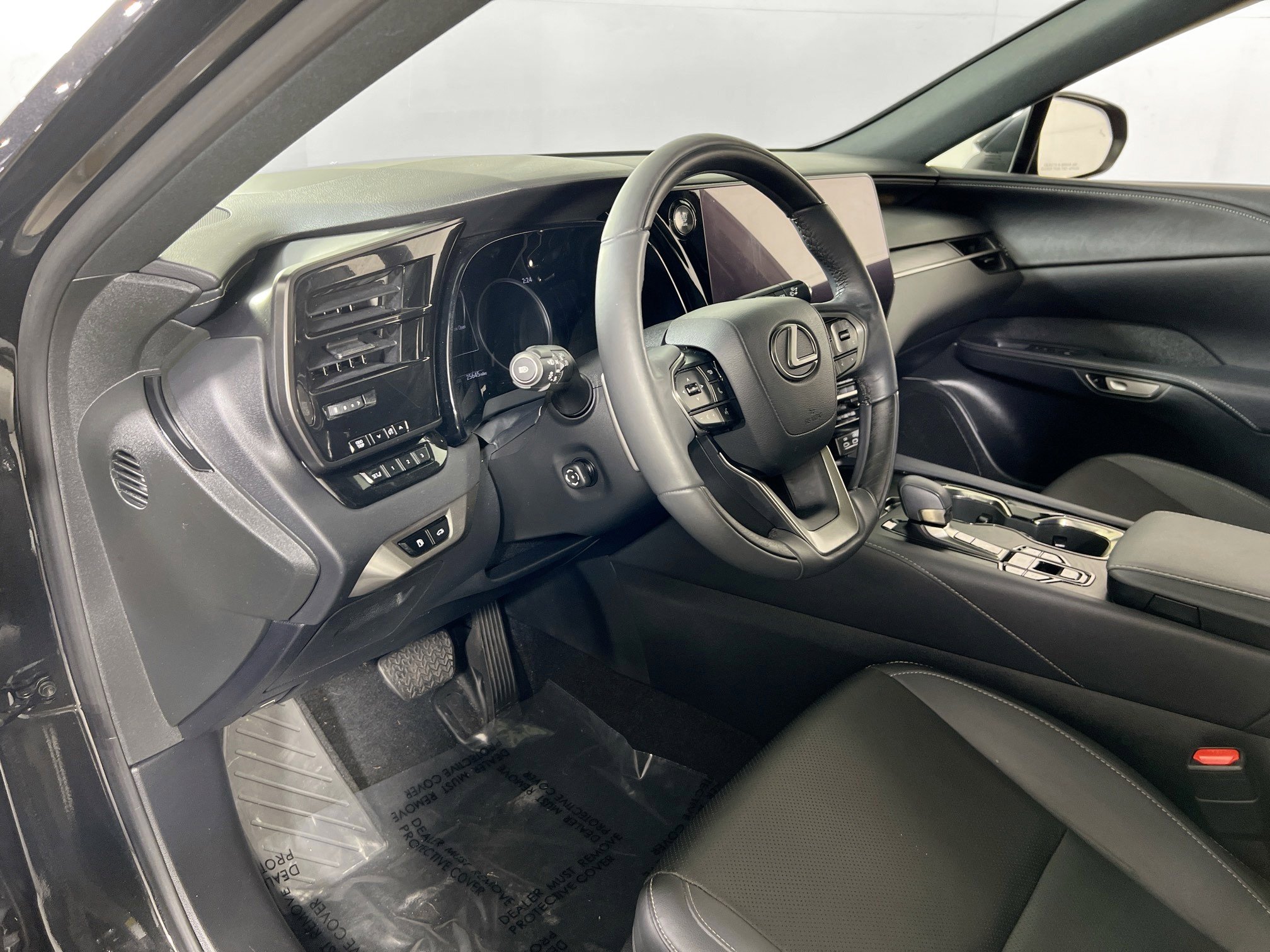 Used 2023 Lexus RX 350 Premium w/ Accessory Package image 9