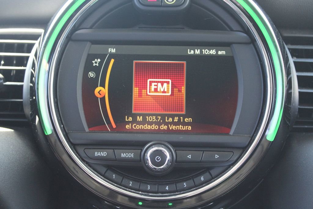 Used 2020 MINI Cooper 2-Door Hardtop FWD image 20