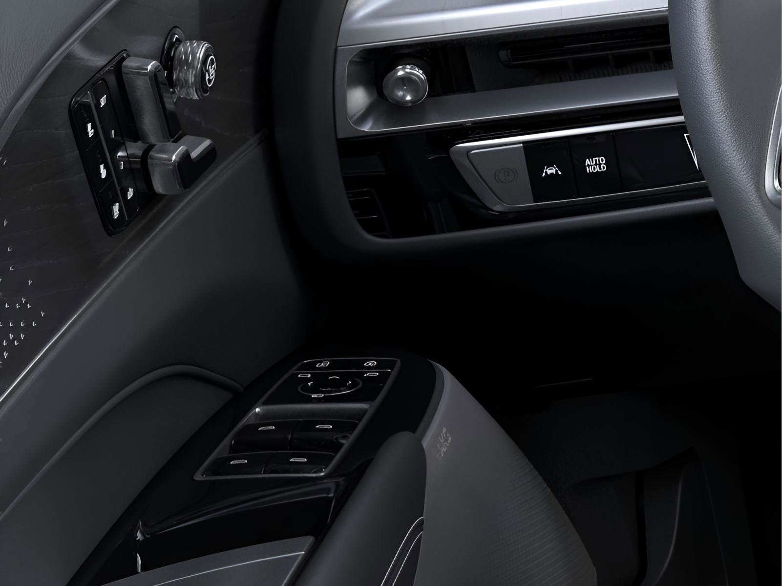 New 2026 Cadillac Lyriq V w/ LPO, Floor Liner Package image 27