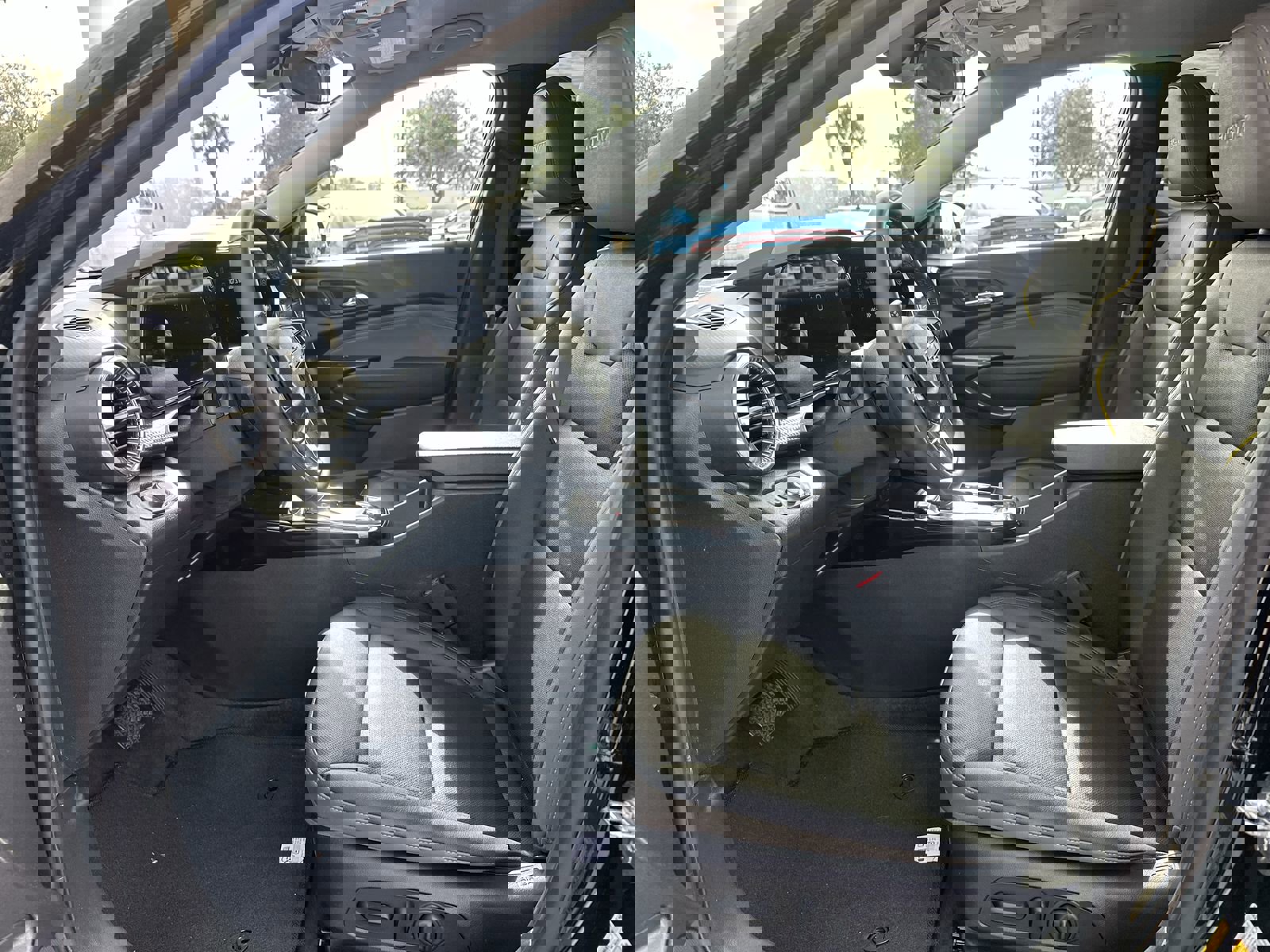 Certified 2025 Chevrolet Trax ACTIV w/ Driver Confidence Package image 16