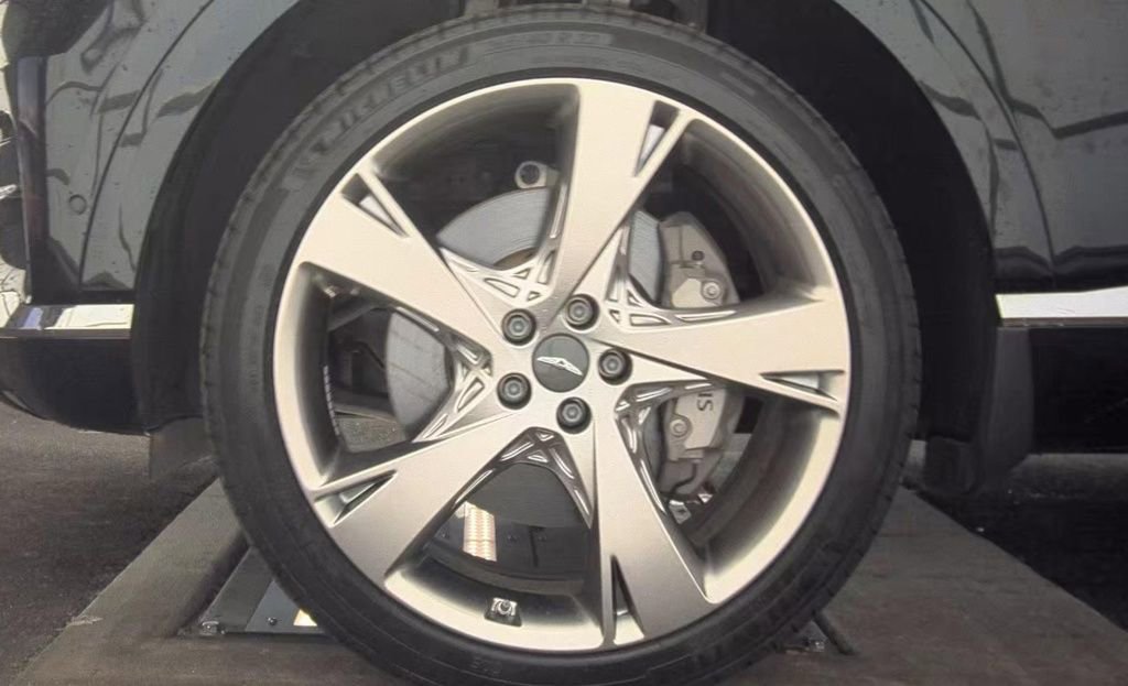 Used 2024 Genesis GV80 3.5T Advanced AWD/4WD image 9