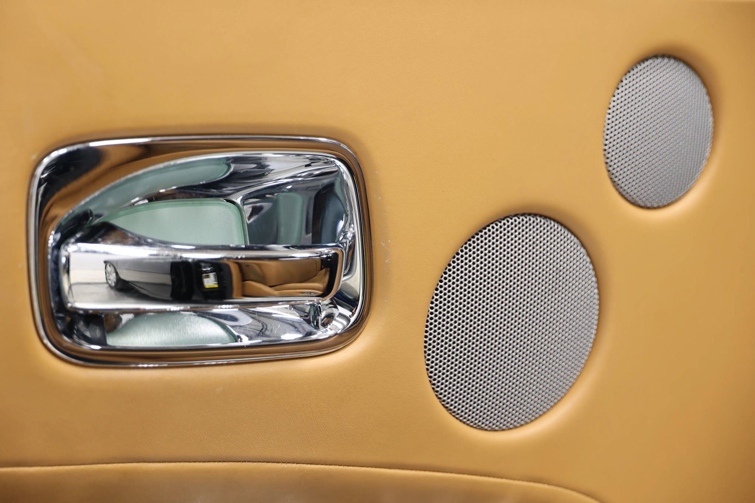 Used 2017 Rolls-Royce Ghost image 11