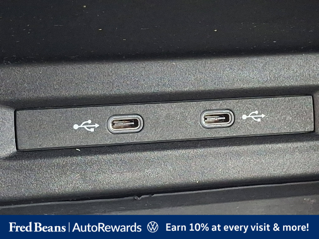 Certified 2024 Volkswagen Taos S FWD image 28