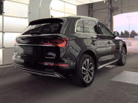 Used 2021 Audi Q5 2.0T Premium w/ Convenience Package AWD/4WD image 4