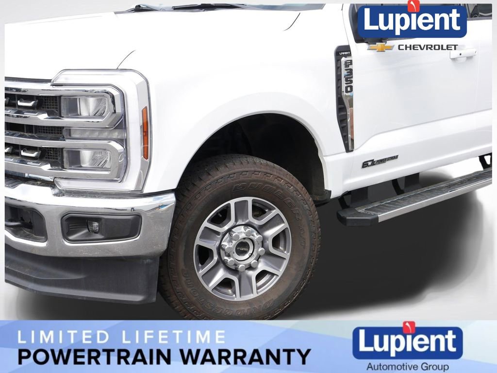 Used 2024 Ford F350 Lariat image 28