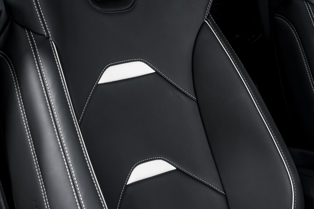 Used 2020 Lamborghini Huracan EVO RWD image 36