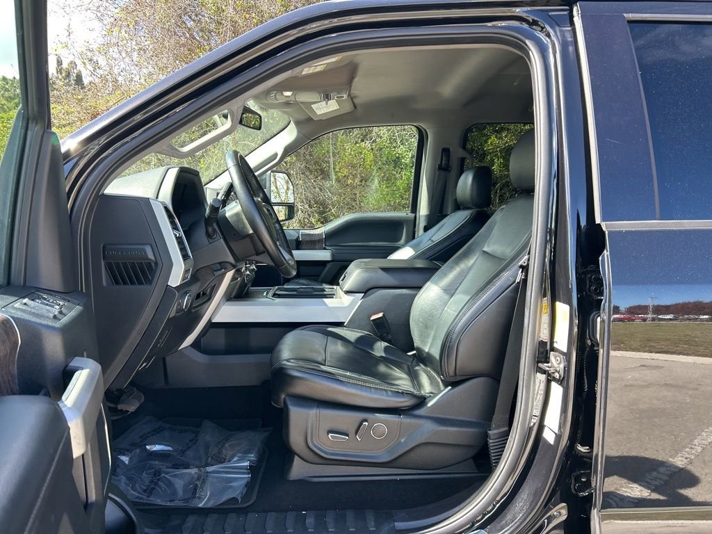 Used 2019 Ford F250 Lariat w/ Lariat Value Package image 15