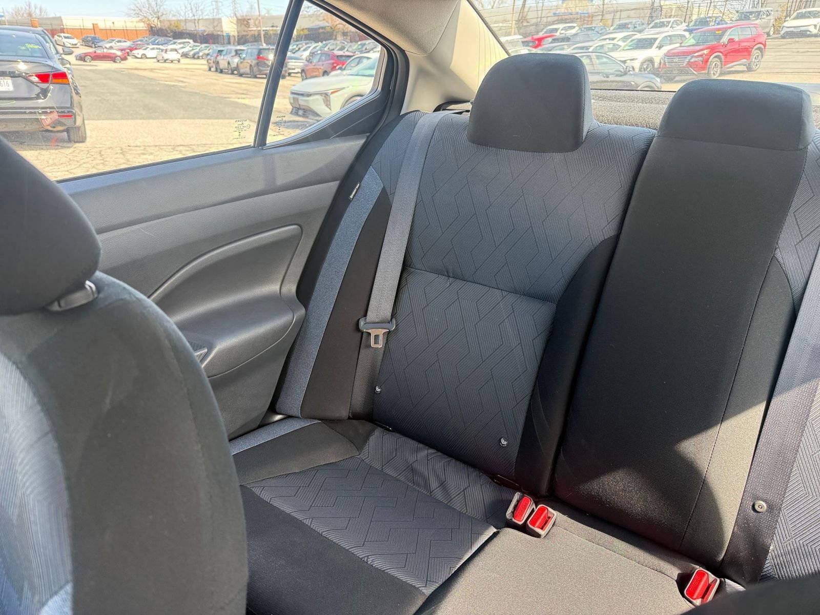 Used 2025 Nissan Versa SV image 38