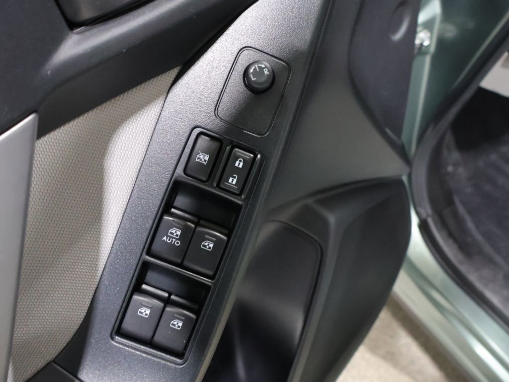 Used 2016 Subaru Forester 2.5i Premium image 14