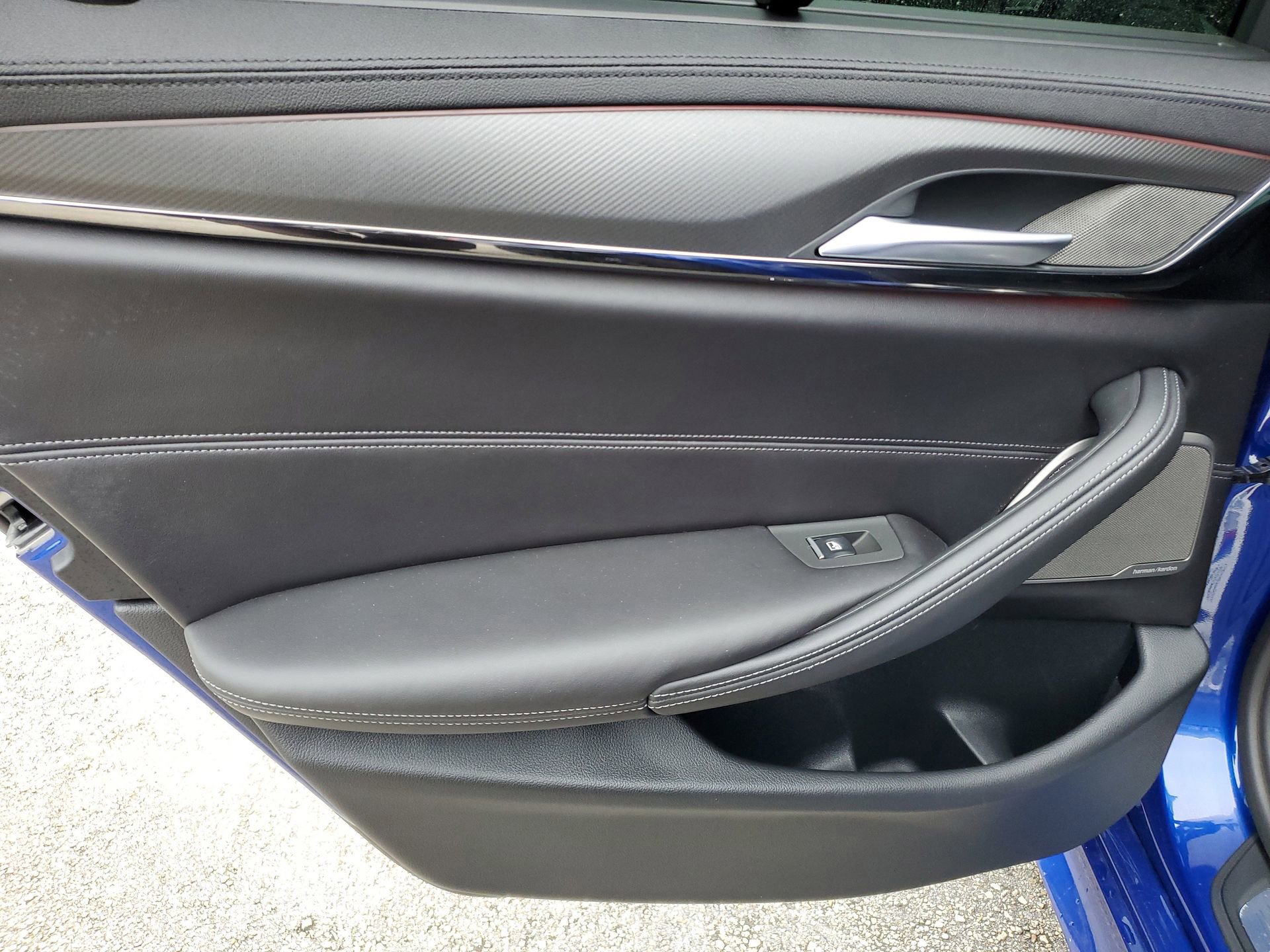 Used 2023 BMW M5 w/ Executive Package image 9