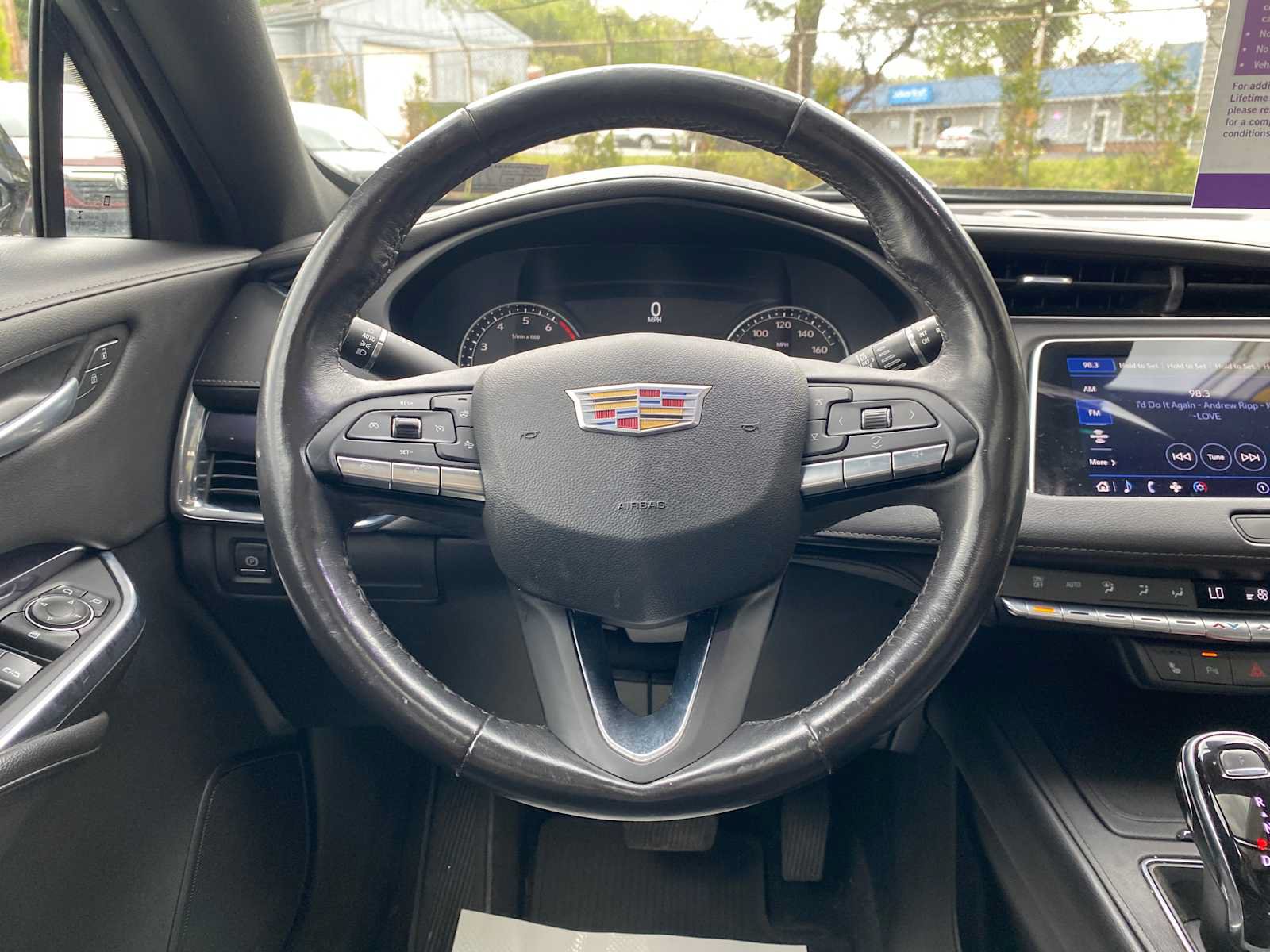 Used 2023 Cadillac XT4 Luxury w/ Cold Weather Package FWD image 16