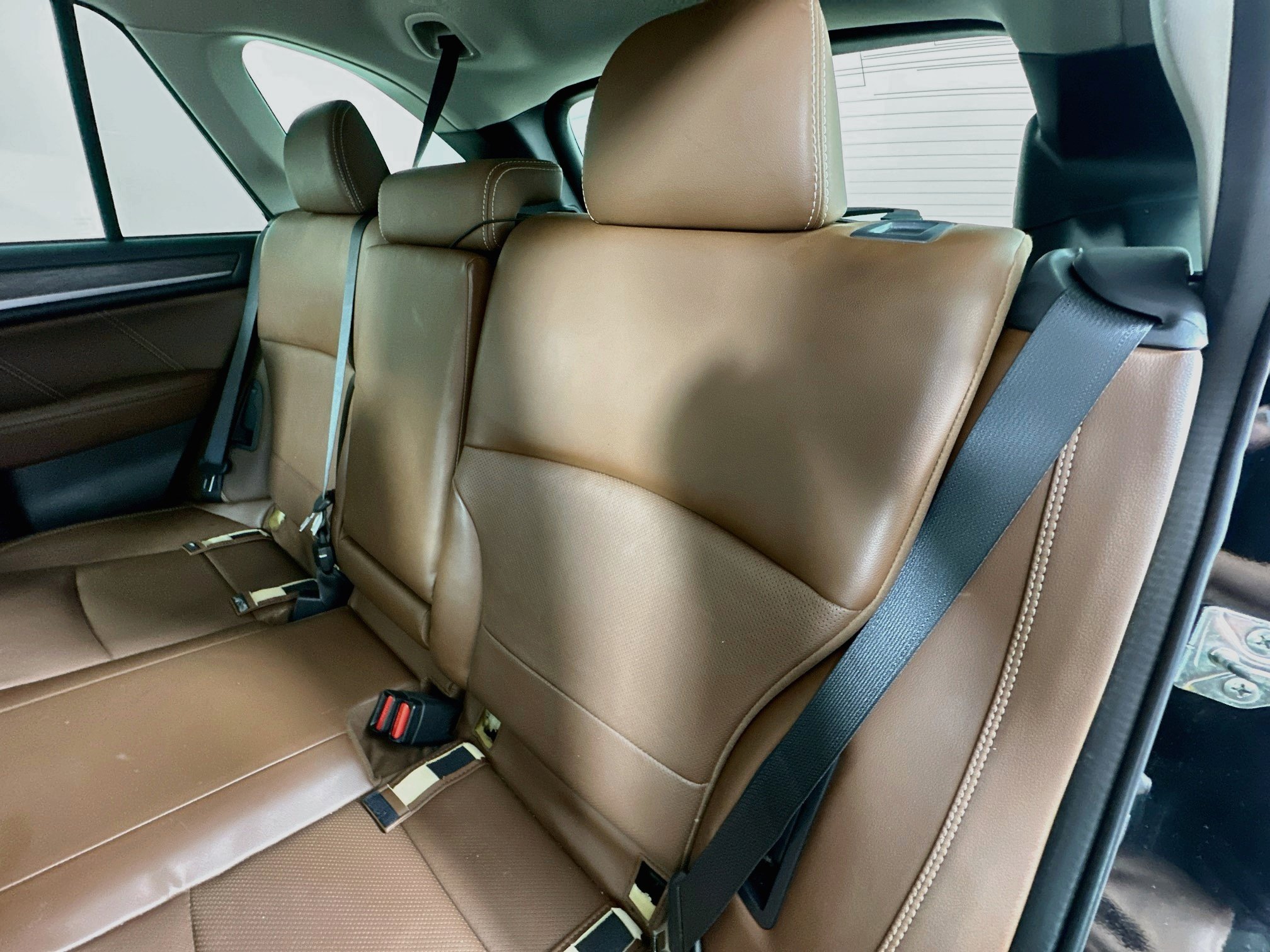Used 2019 Subaru Outback 2.5i Touring w/ Popular Package #3A AWD/4WD image 25