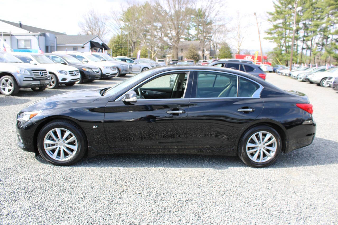 Used 2015 INFINITI Q50 Premium w/ Navigation Package AWD/4WD image 10