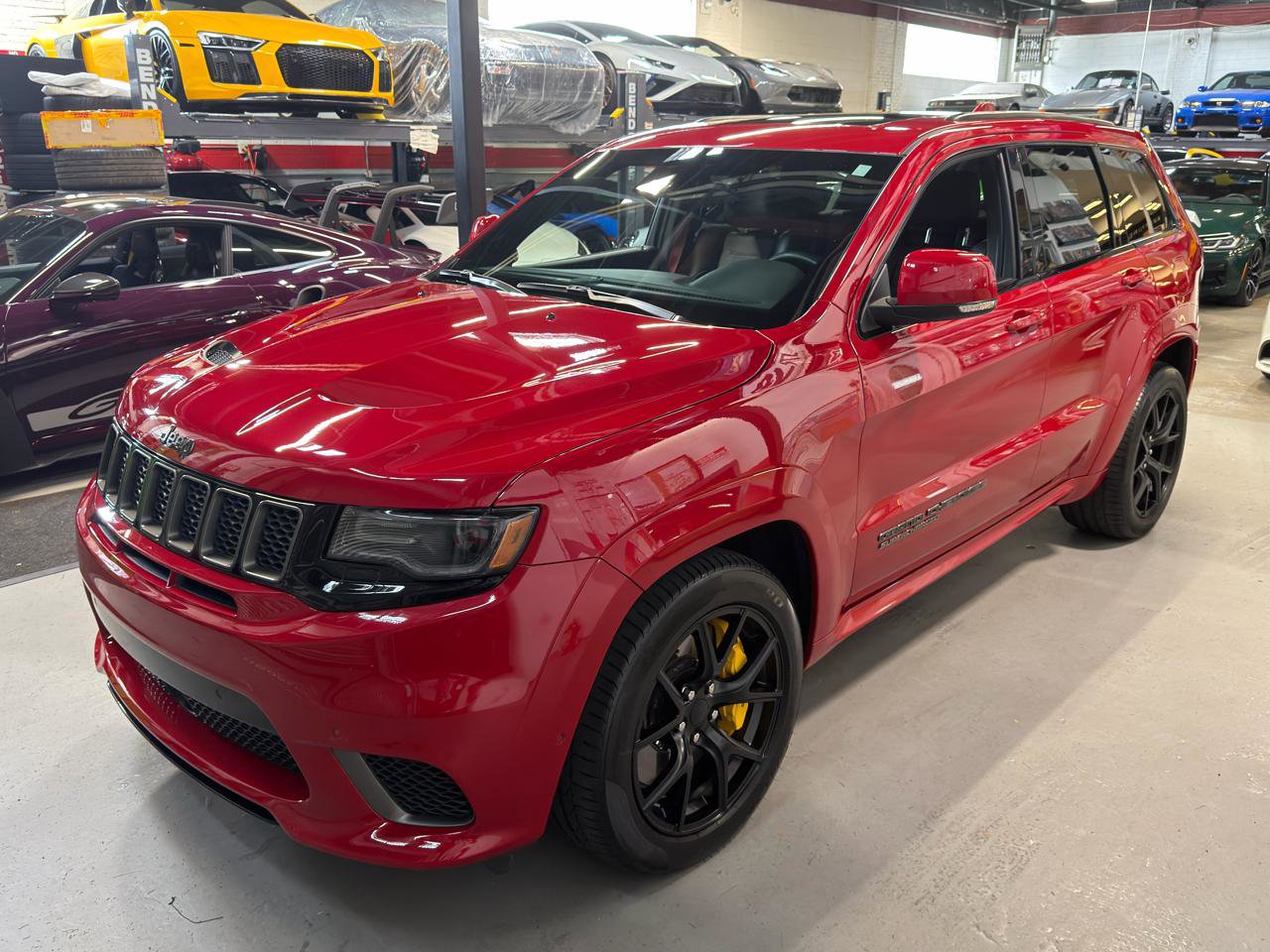 Used 2018 Jeep Grand Cherokee Trackhawk AWD/4WD image 10