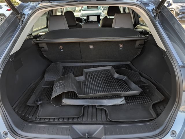 Certified 2023 Toyota Venza LE AWD/4WD image 28