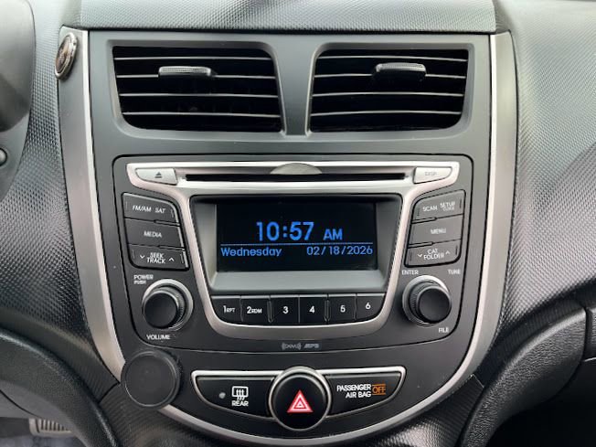 Used 2017 Hyundai Accent SE image 17