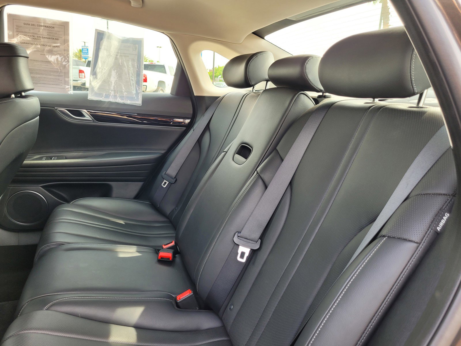 Used 2023 Genesis G80 2.5T image 13