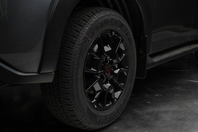 New 2026 Nissan Armada PRO-4X w/ Captain's Chari Seat Package image 7