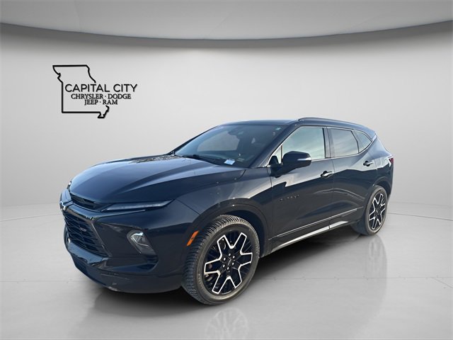 Used 2023 Chevrolet Blazer RS w/ Driver Confidence II Package image 2