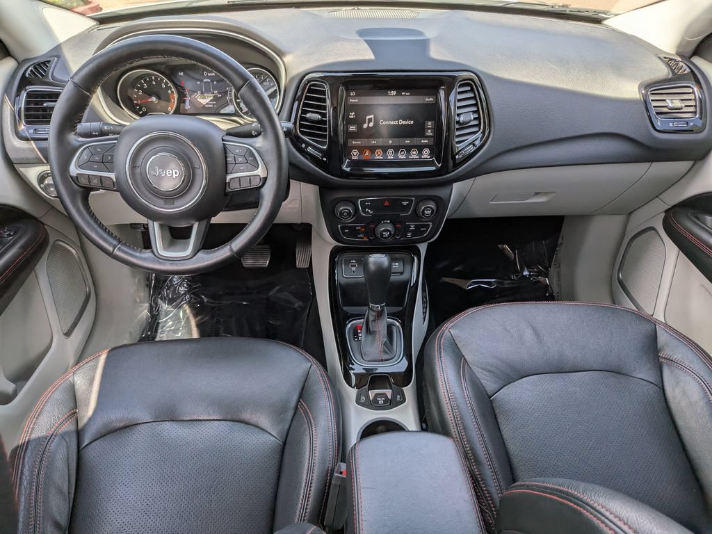 Used 2018 Jeep Compass Limited w/ Safe & Security Group FWD image 24