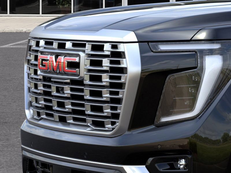 New 2025 GMC Yukon XL Denali image 13