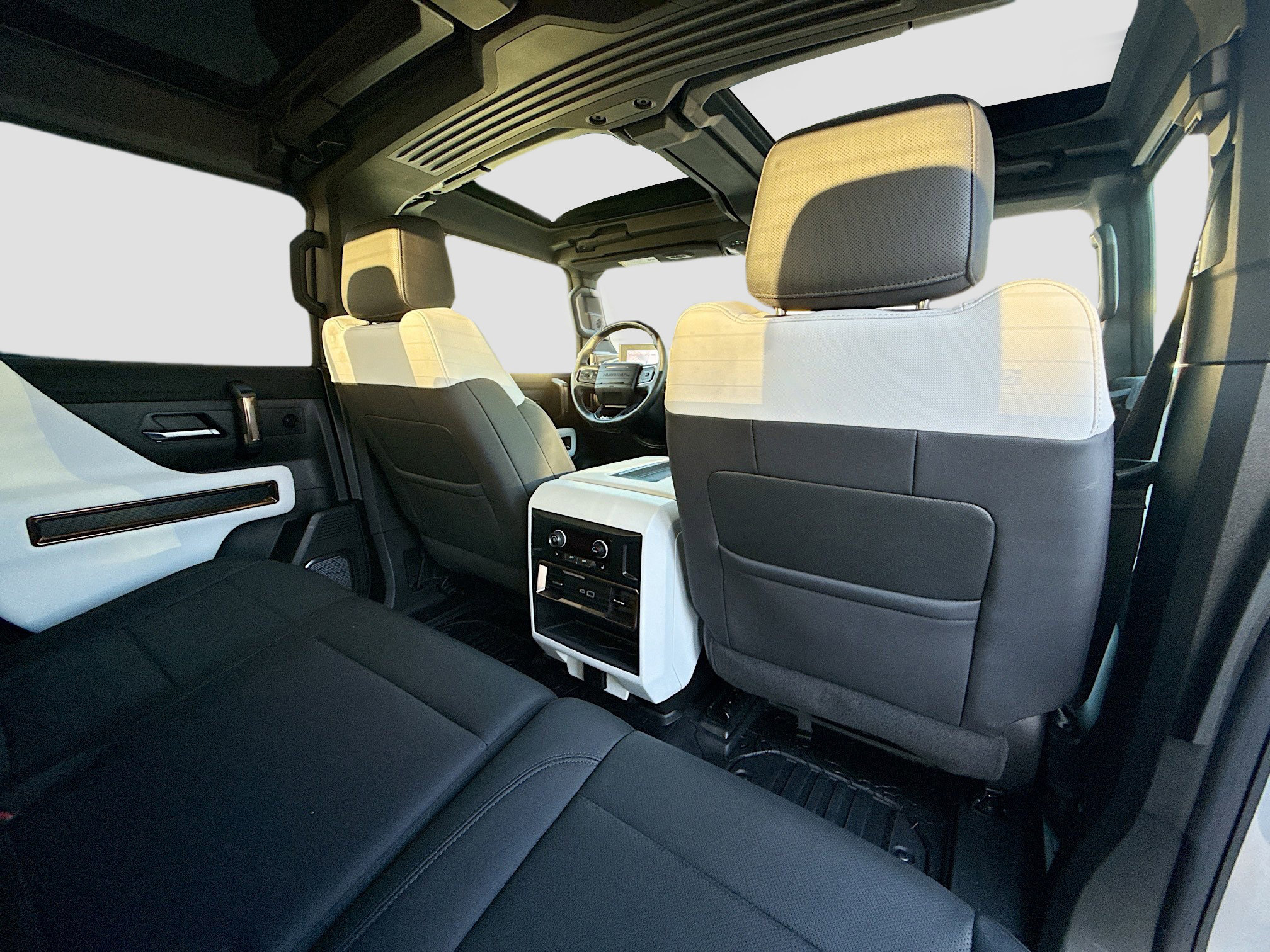 Used 2024 GMC Hummer EV 3X image 30