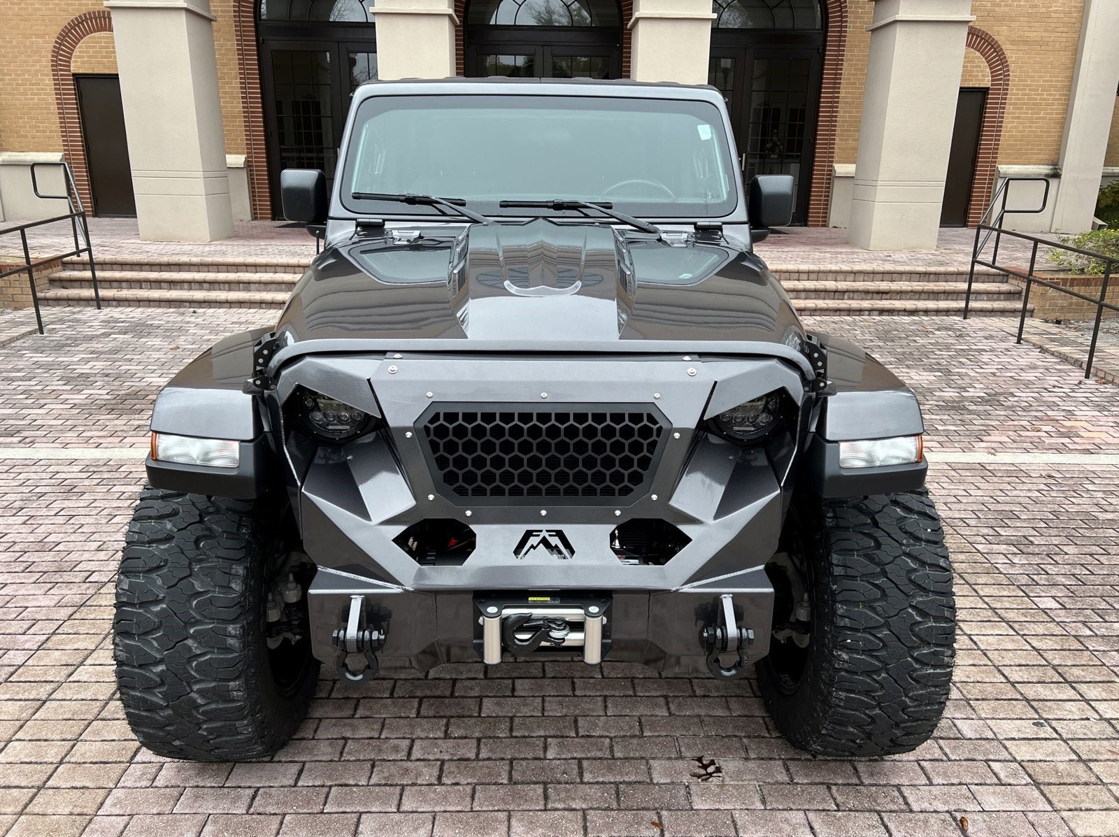 Used 2021 Jeep Gladiator Sport AWD/4WD image 3