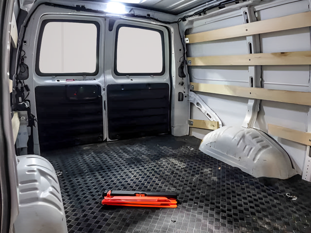 Used 2025 Chevrolet Express 2500 w/ Driver Convenience Package RWD image 21