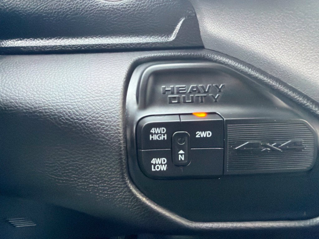 Used 2022 RAM 3500 Big Horn w/ Level C Equiment Group AWD/4WD image 18