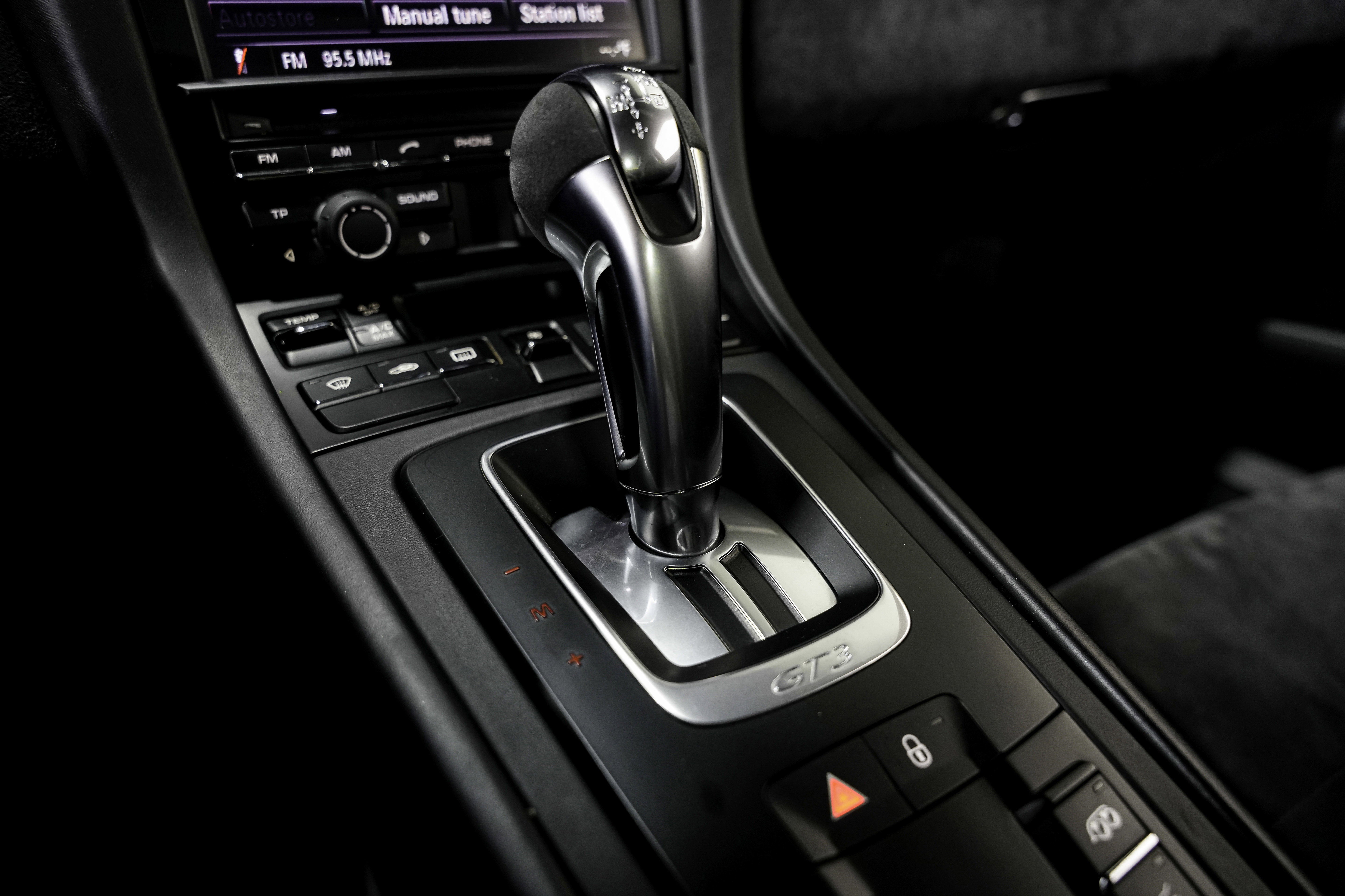 Used 2015 Porsche 911 GT3 image 14