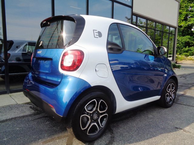 Used 2017 smart fortwo electric drive RWD image 5