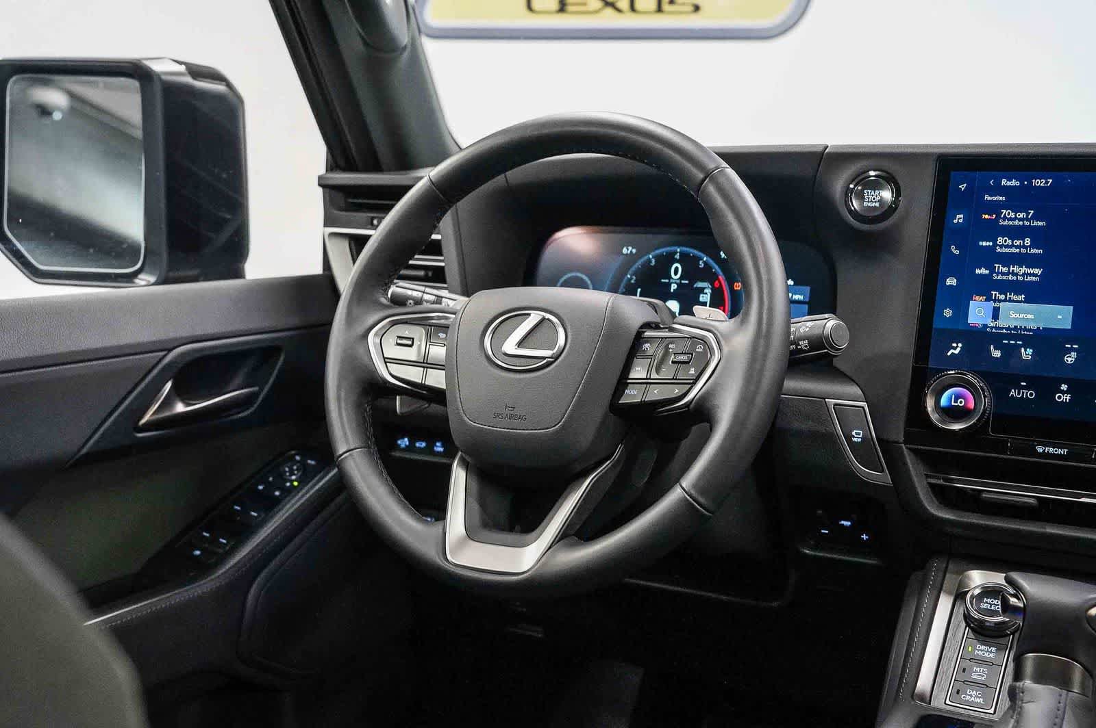 Used 2026 Lexus GX 550 AWD/4WD image 13