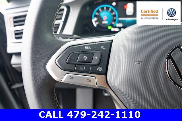 Certified 2024 Volkswagen Atlas Cross Sport SE image 25