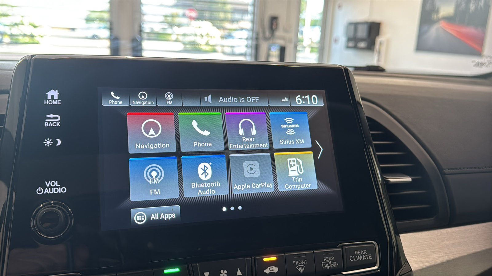 Used 2018 Honda Odyssey Elite image 16