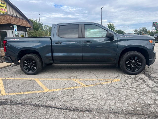 Used 2020 Chevrolet Silverado 1500 Custom w/ Custom Value Package AWD/4WD image 6