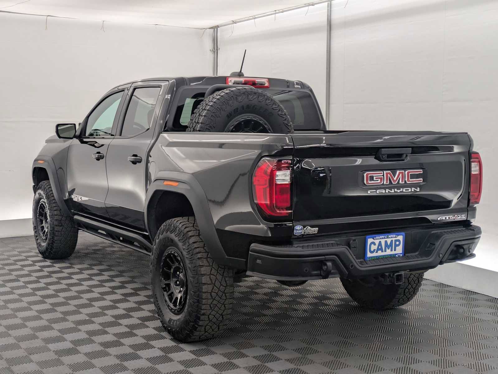 Used 2024 GMC Canyon AT4X w/ AT4X AEV Edition AWD/4WD image 4
