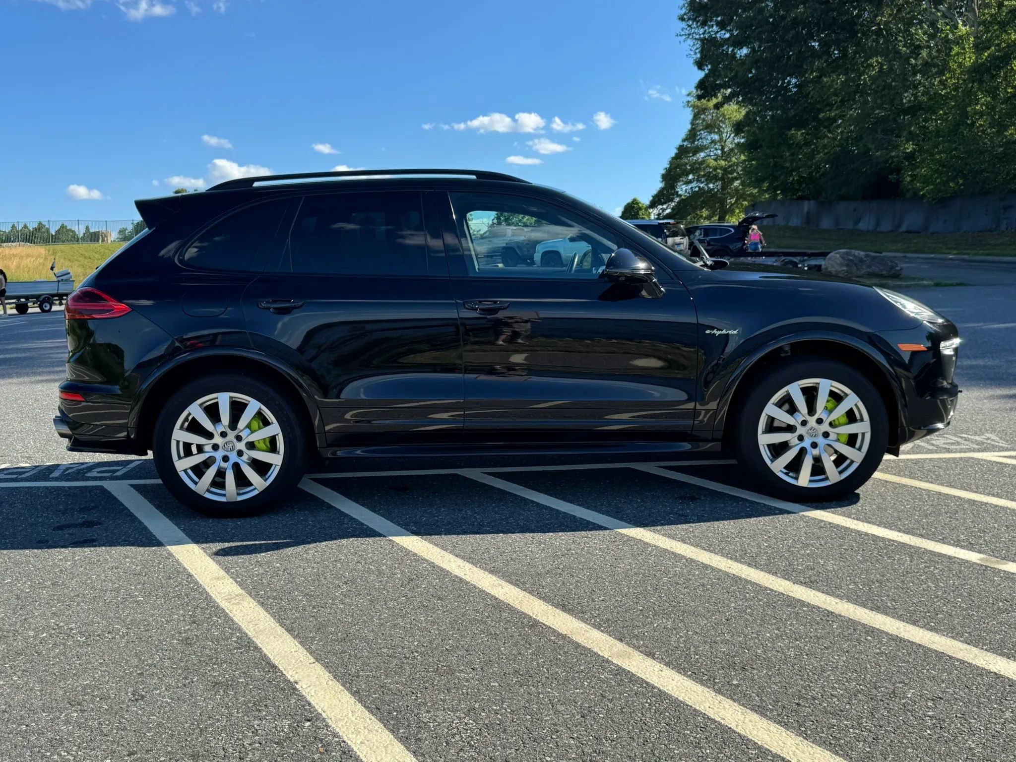 Used 2016 Porsche Cayenne S AWD/4WD image 8