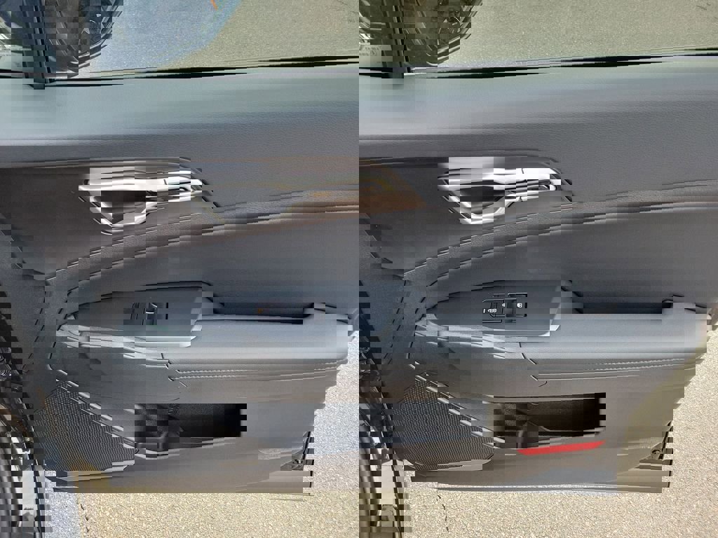 New 2026 Kia Sportage EX w/ EX Panoramic Sunroof Package image 10