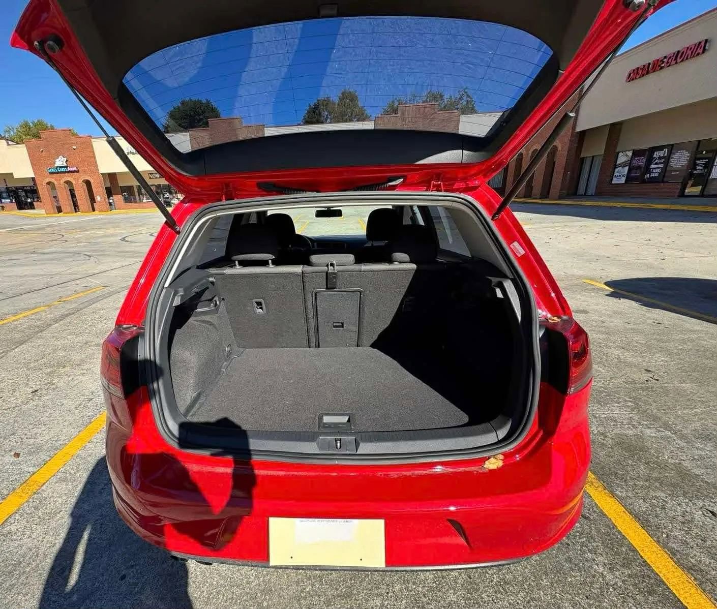 Used 2016 Volkswagen Golf S image 13