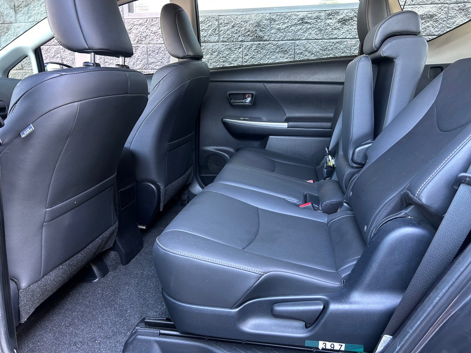 Used 2015 Toyota Prius V Four FWD image 22