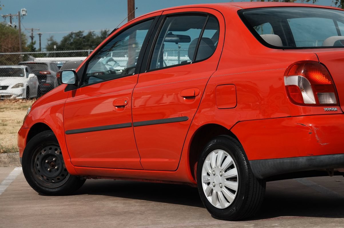 Used 2001 Toyota Echo Sedan FWD image 33