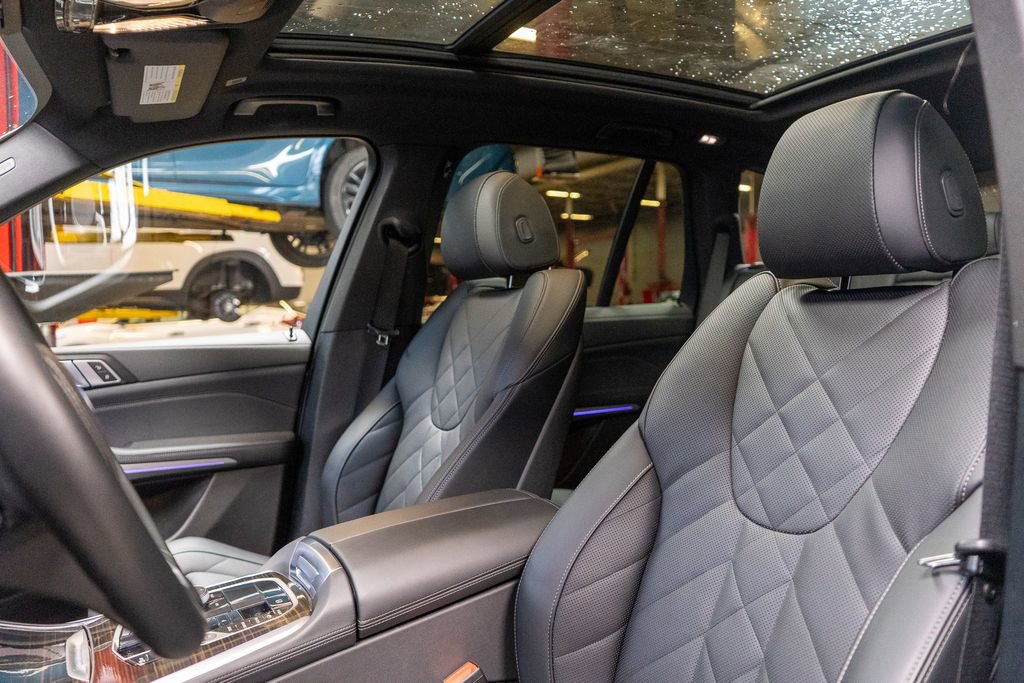 Used 2026 BMW X5 xDrive40i image 24